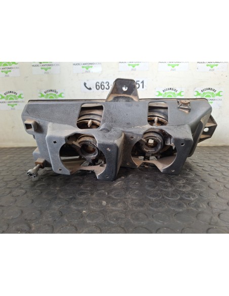 [111774] FARO ANTINIEBLA IZQUIERDO - RENAULT HR XXX.18/26 PREMIUM 01 - (01/2001 - 12/2006)
