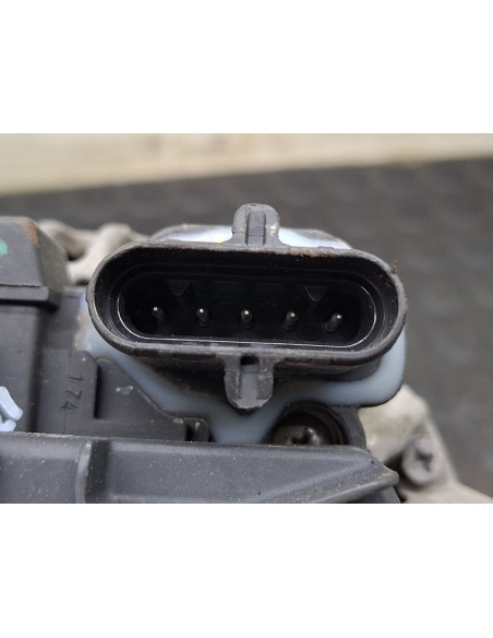 [111579] ALTERNADOR - RENAULT MAGNUM 4XX.18/4XX.26 02 - (01/2001 - 12/2006)