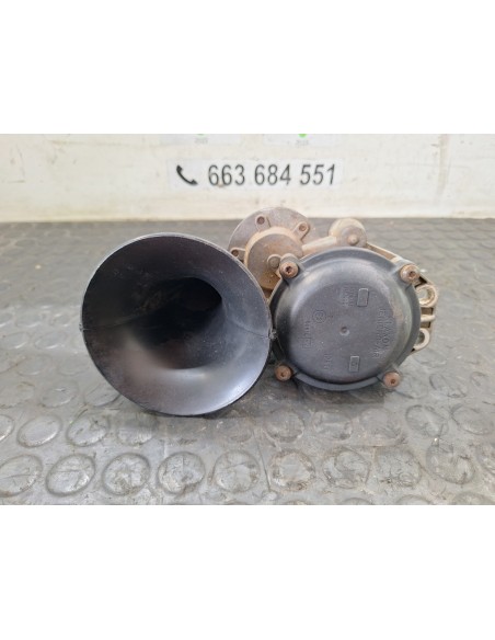 [111512] CLAXON - RENAULT PREMIUM ROUTE -2006 (01/2005 - 01/2013)