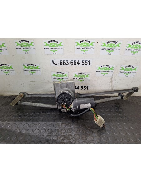 [111430] MECANISMO LIMPIA - MERCEDES SPRINTER 02.00 - CAJA CERRADA (01/1999 - 01/2006)