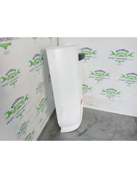 [111423] PUNTERA PARAGOLPES IZQUIERDA - RENAULT MAGNUM 4XX.18/4XX.26 02 - (01/2001 - 12/2006)