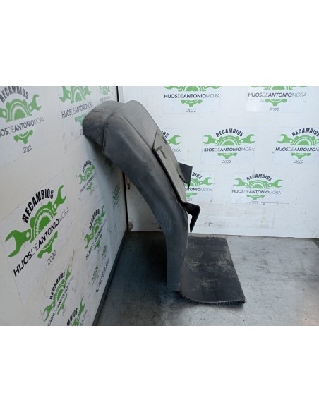 [113995] GUARDABARROS FIJO CABINA IZQUIERDO - RENAULT HR XXX.18/26 PREMIUM 01 - (01/2001 - 12/2006)