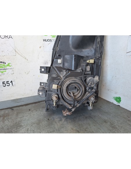 [113631] FARO DERECHO - NISSAN CABSTAR -09.06 (01/2006 - 12/2013)