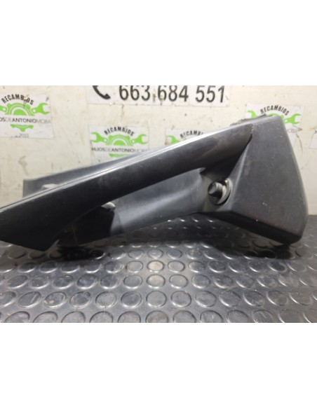 [113354] APOYABRAZO LATERAL - RENAULT PREMIUM ROUTE -2006 (01/2005 - 01/2013)