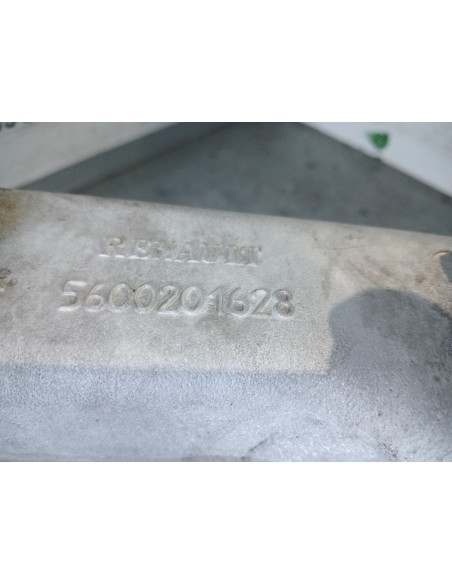 [113203] SOPORTE ESTRIBO IZQUIERDO - RENAULT HR XXX.18/26 PREMIUM 01 - (01/2001 - 12/2006)