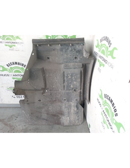 [112974] GUARDABARROS FIJO CABINA IZQUIERDO - NISSAN NT400 CABSTAR (01/20214-) (01/2014 - ...)