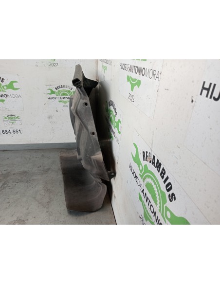 [112974] GUARDABARROS FIJO CABINA IZQUIERDO - NISSAN NT400 CABSTAR (01/20214-) (01/2014 - ...)