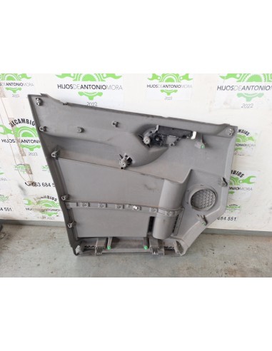 [112906] GUARNECIDO PUERTA DELANTERA DERECHA -...