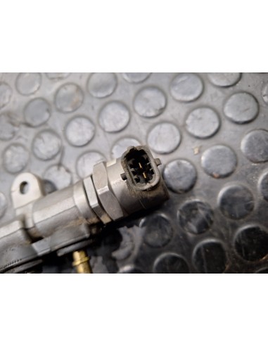 [112667] RAMPA INYECTORA - OPEL VIVARO CAJA...