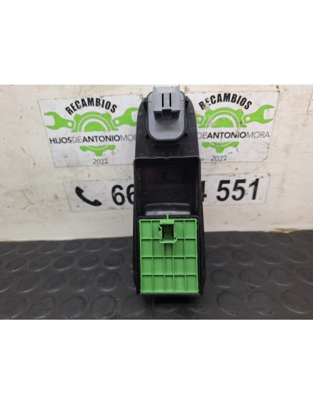 [112761] MANDO ELEVALUNAS DELANTERO IZQUIERDO  - FIAT DUCATO CAJA CERRADA 33 (06.2006)