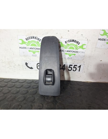 [112760] MANDO ELEVALUNAS DELANTERO DERECHO - FIAT DUCATO CAJA CERRADA 33 (06.2006)