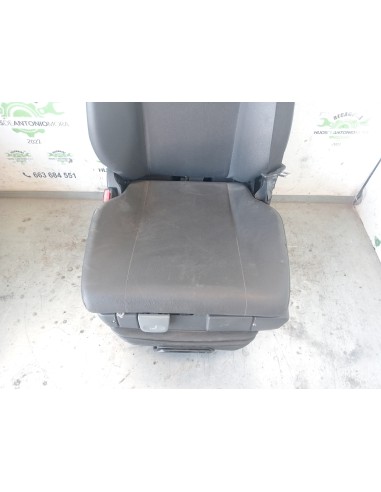 [111393] ASIENTO DELANTERO IZQUIERDO - IVECO...