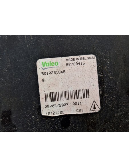 [111368] FARO ANTINIEBLA IZQUIERDO - RENAULT PREMIUM DISTRIBUTION (01/2005 - 12/2013)