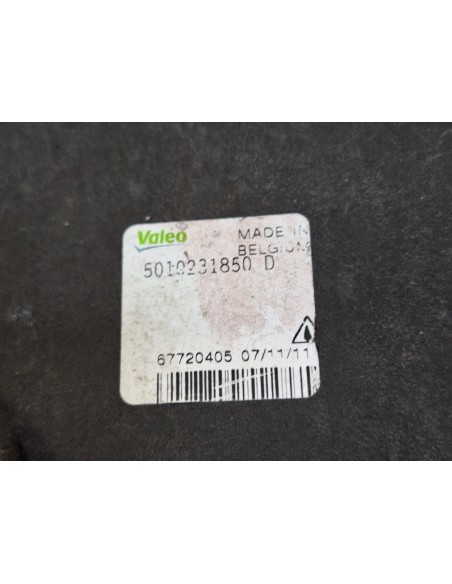 [111367] FARO ANTINIEBLA DERECHO - RENAULT PREMIUM DISTRIBUTION (01/2005 - 12/2013)