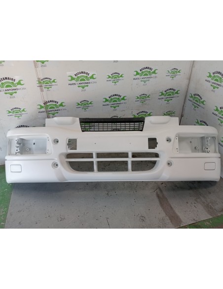 [111351] PARAGOLPES DELANTERO - IVECO EUROCARGO TECTOR (01/2001 - 12/2003)