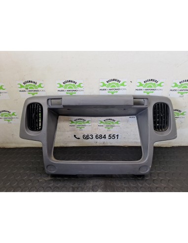 [111335] MOLDURA CUADRO INSTRUMENTOS - NISSAN...