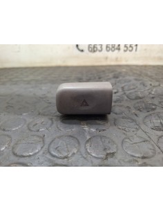 [111333] BOTON WARNING - NISSAN CABSTAR E (01/2002 -...