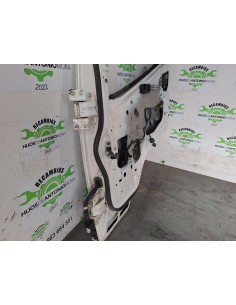 [111245] PUERTA DELANTERA DERECHA - NISSAN ATLEON