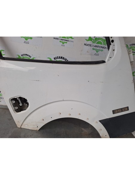 [111245] PUERTA DELANTERA DERECHA - NISSAN ATLEON