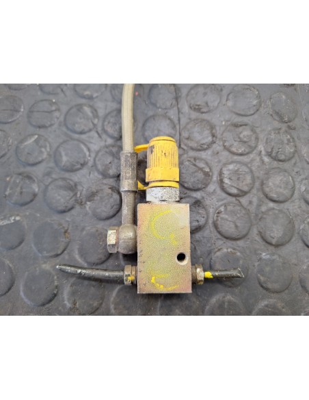 [111169] DISTRIBUIDOR DE FRENADA - NISSAN CABSTAR E (01/2002 - 12/2003)