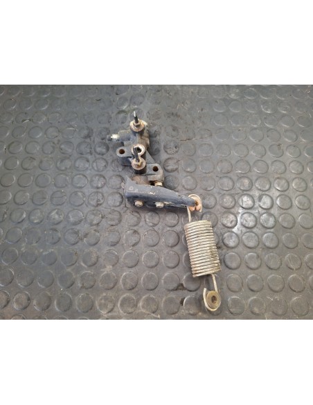 [111167] REPARTIDOR DE FRENO - NISSAN CABSTAR E (01/2002 - 12/2003)