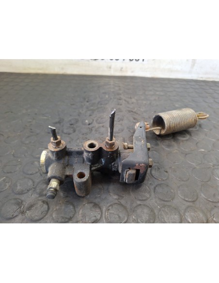 [111167] REPARTIDOR DE FRENO - NISSAN CABSTAR E (01/2002 - 12/2003)