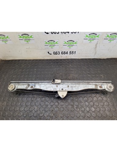 [111159] ELEVALUNAS DELANTERO DERECHO - NISSAN...