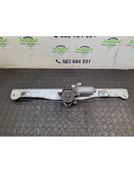 [111159] ELEVALUNAS DELANTERO DERECHO - NISSAN ATLEON