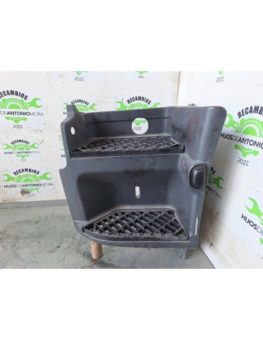 [111128] ESTRIBO DELANTERO IZQUIERO - RENAULT...