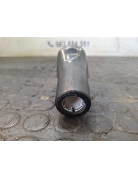 [111107] POMO PALANCA CAMBIO - NISSAN L-35.06