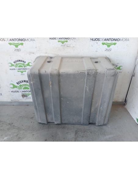 [111066] TAPA BATERIA - IVECO EUROCARGO TECTOR (01/2001 - 12/2003)