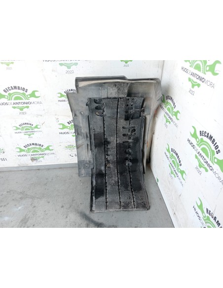 [111060] GUARDABARRO TRASERO IZQUIERDO - IVECO EUROCARGO TECTOR (01/2001 - 12/2003)