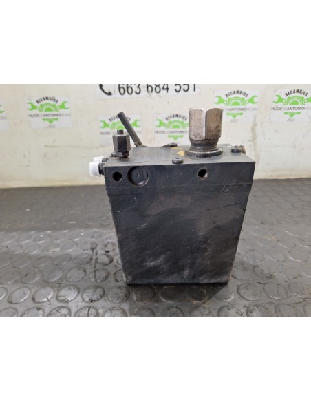 [110979] BOMBA ELEVAR CABINA - IVECO EUROCARGO TECTOR (01/2001 - 12/2003)