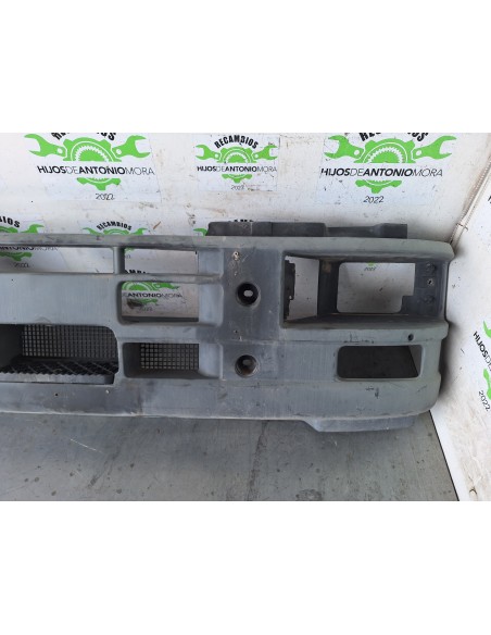 [110931] PARAGOLPES DELANTERO - IVECO EUROCARGO TECTOR (01/2001 - 12/2003)