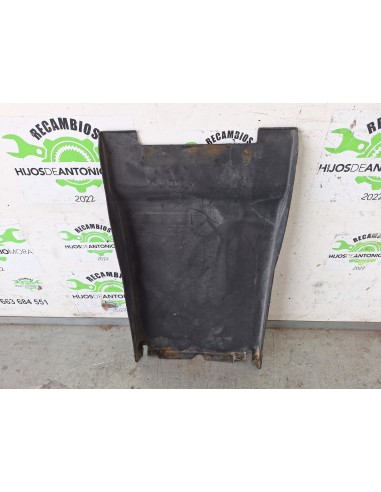 [110927] TAPA BATERIA - RENAULT MAGNUM 480 DXI