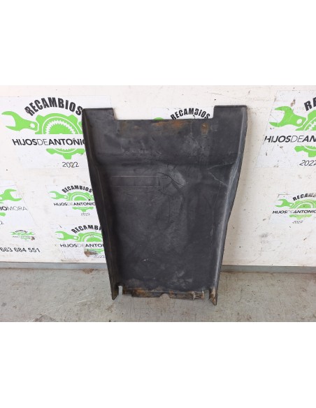 [110927] TAPA BATERIA - RENAULT MAGNUM 480 DXI