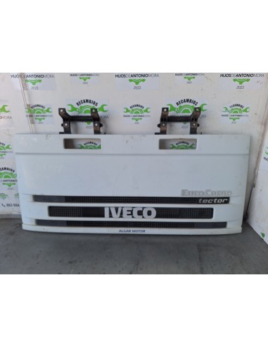 [110925] CALANDRA DELANTERA - IVECO EUROCARGO...