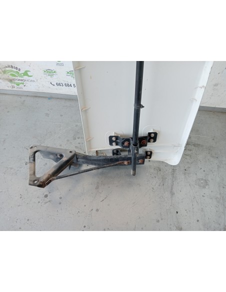 [110879] SPOILER CABINA DERECHO - IVECO STRALIS (AS) (01/2012 - 01/2019)