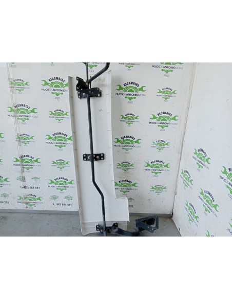 [110878] SPOILER CABINA IZQUIERDO - IVECO STRALIS (AS) (01/2012 - 01/2019)