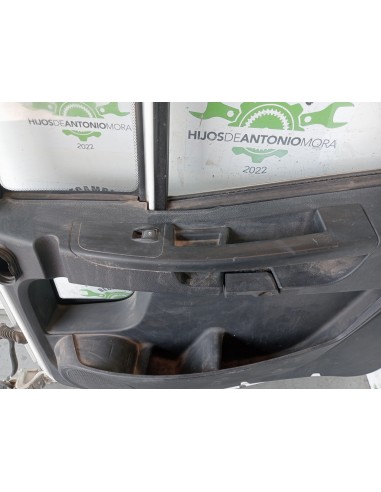 [110864] PUERTA DELANTERA DERECHA - IVECO...