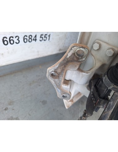 [110838] PUERTA DELANTERA IZQUIERDA - RENAULT...