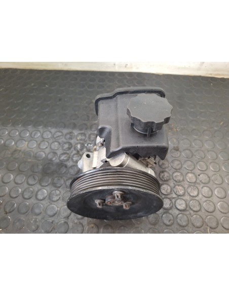 [110837] BOMBA DIRECCION - MERCEDES SPRINTER 02.00 - CAJA CERRADA (01/1999 - 01/2006)