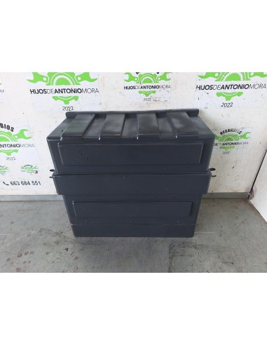 [110830] TAPA BATERIA - RENAULT G 280 (202 KW)...