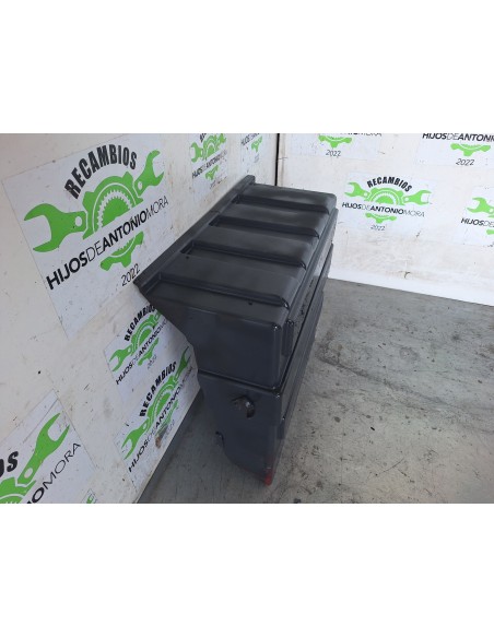 [110830] TAPA BATERIA - RENAULT G 280 (202 KW) (01/1990 - ...)