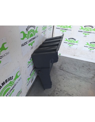 [110830] TAPA BATERIA - RENAULT G 280 (202 KW)...