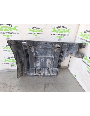 [110805] GUARDABARROS BAJO CABINA DERECHO -...