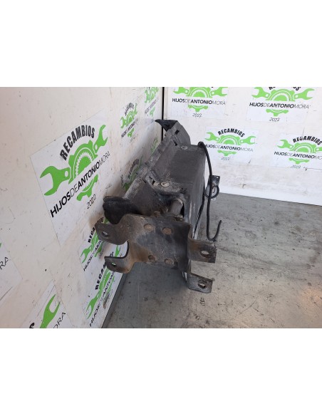 [110805] GUARDABARROS BAJO CABINA DERECHO - RENAULT PREMIUM ROUTE -2006 (01/2005 - 01/2013)