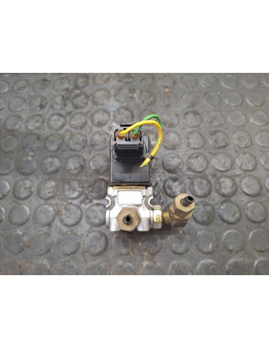 [110732] VALVULA SELENOIDE - VOLVO FL 10...