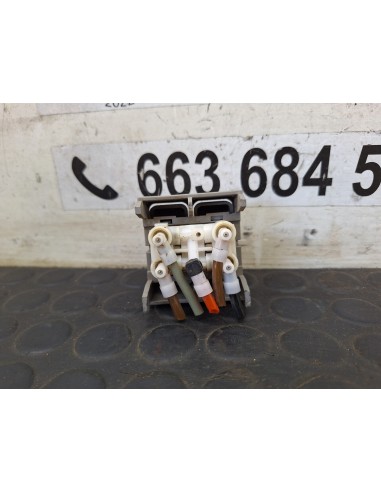 [110724] BOTON - SCANIA SERIE 4 (P/R 94 G)...