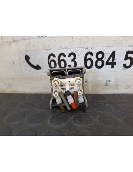 [110724] BOTON - SCANIA SERIE 4 (P/R 94 G) (01/1996 - 01/2004)